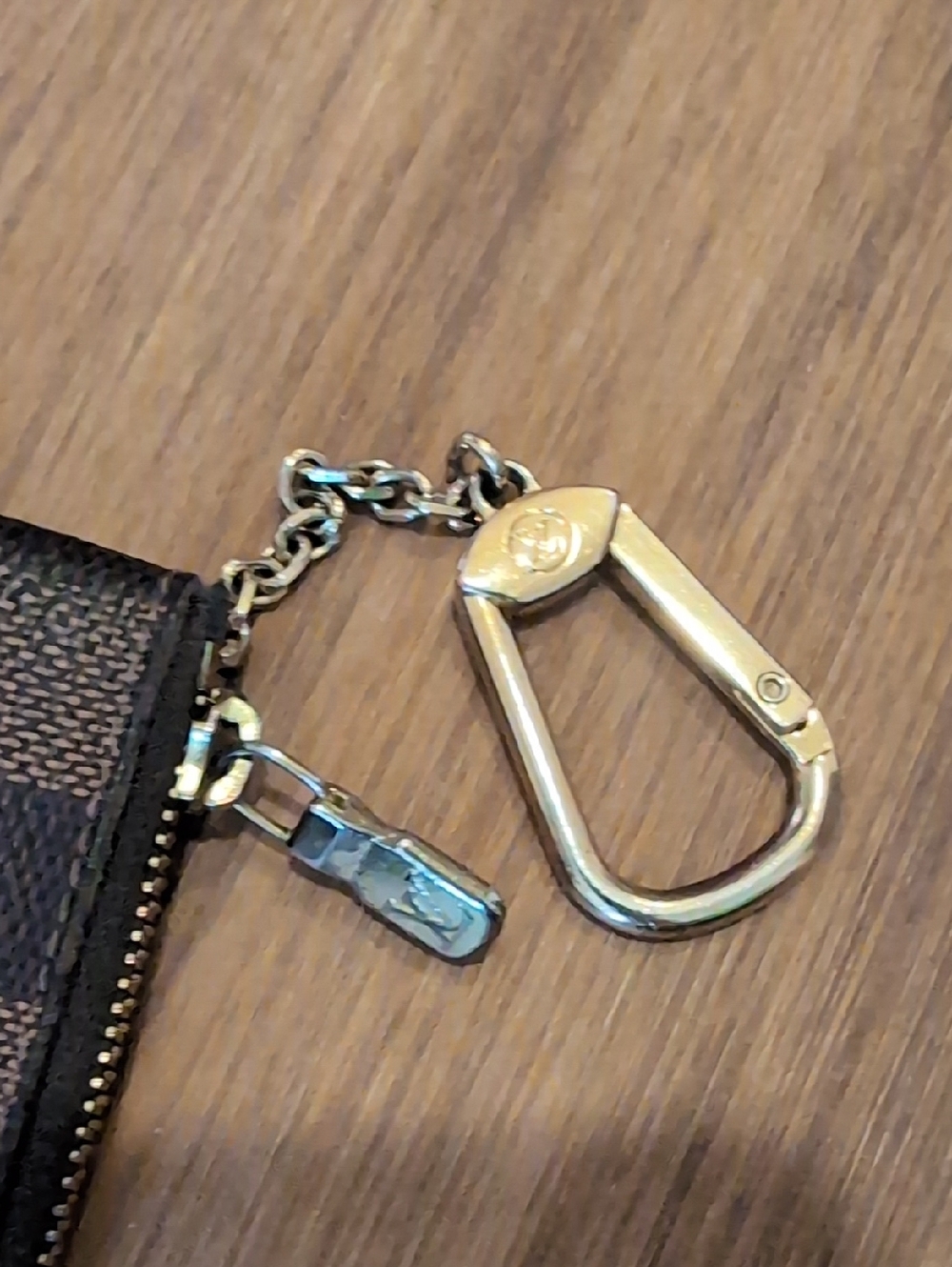 Louis Vuitton Key Pouch Pochette Cles Damier Ebene - Picture 8 of 16